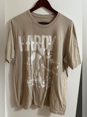 Hardy Quit Tour 2024 Beige Graphic Crewneck T-Shirt - Men